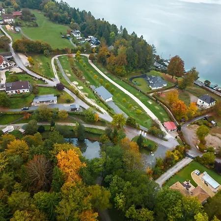 Lakeside In Schiefling am See
